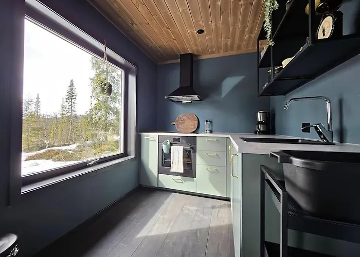 Cozy Mountain With Beautiful Views & Sauna Chalet