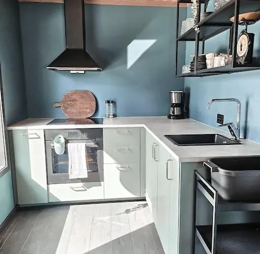 Chalet Cozy Mountain With Beautiful Views & Sauna